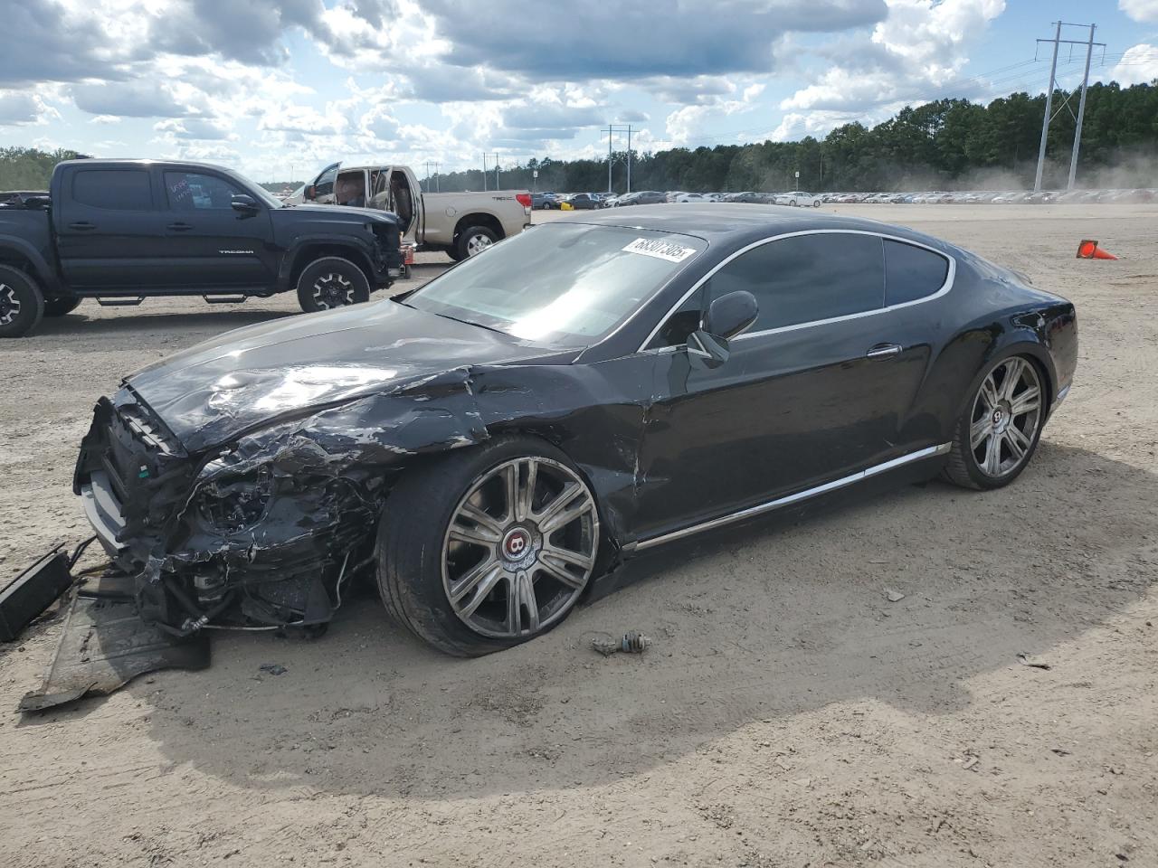 2013 Bentley Continental GT, VIN SCBFT7ZA7DC079647 — Front end