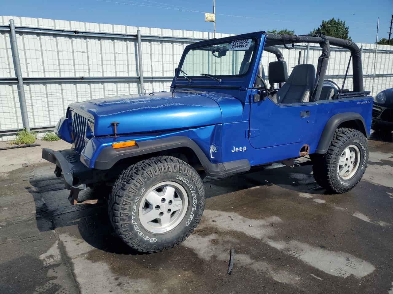 1994 Jeep Wrangler S, VIN 1J4FY19P4RP454520 — Front end