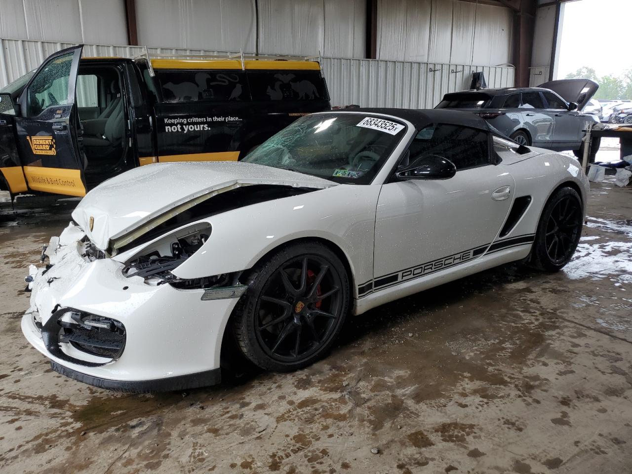 2011 Porsche Boxster S, VIN WP0CB2A83BS745730 — Фото с аукциона