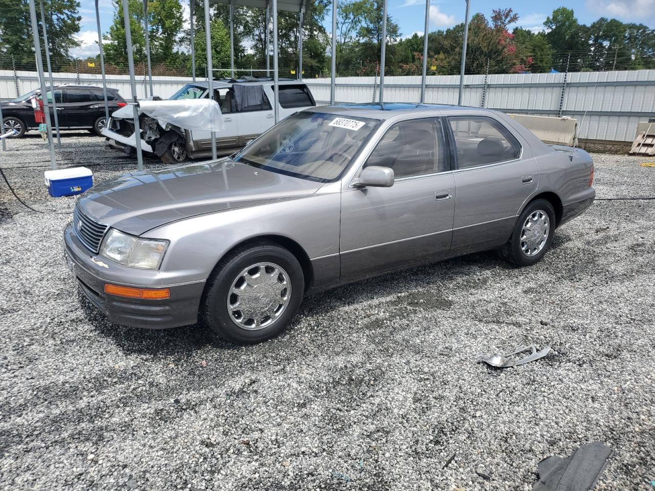 1995 Lexus LS 400, VIN JT8UF22E2S0035872 — Side