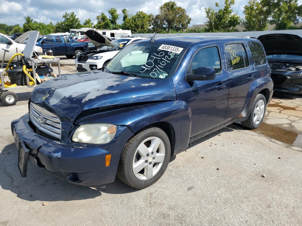 2011 Chevrolet HHR 1LT, VIN 3GNBABFW5BS639393 — Front end