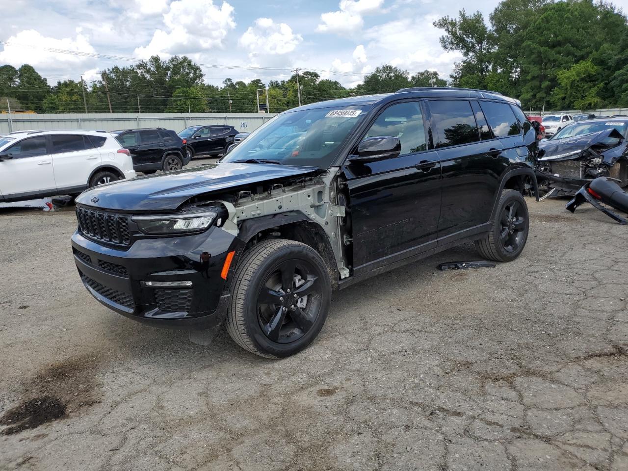 2025 Jeep Grand Cherokee Limited, VIN 1C4RJKBG3S8660273 — Rear end