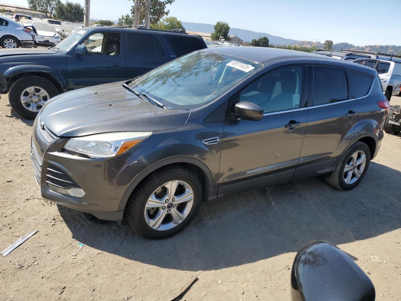 2015 Ford Escape SE, VIN 1FMCU0G94FUB32469 — Front end