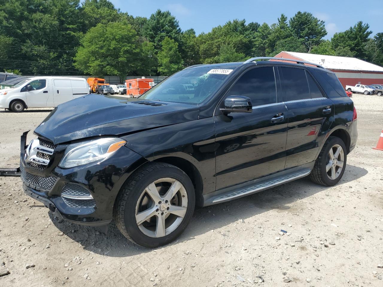 2016 Mercedes-Benz GLE 350, VIN 4JGDA5HB5GA682083 — Front end
