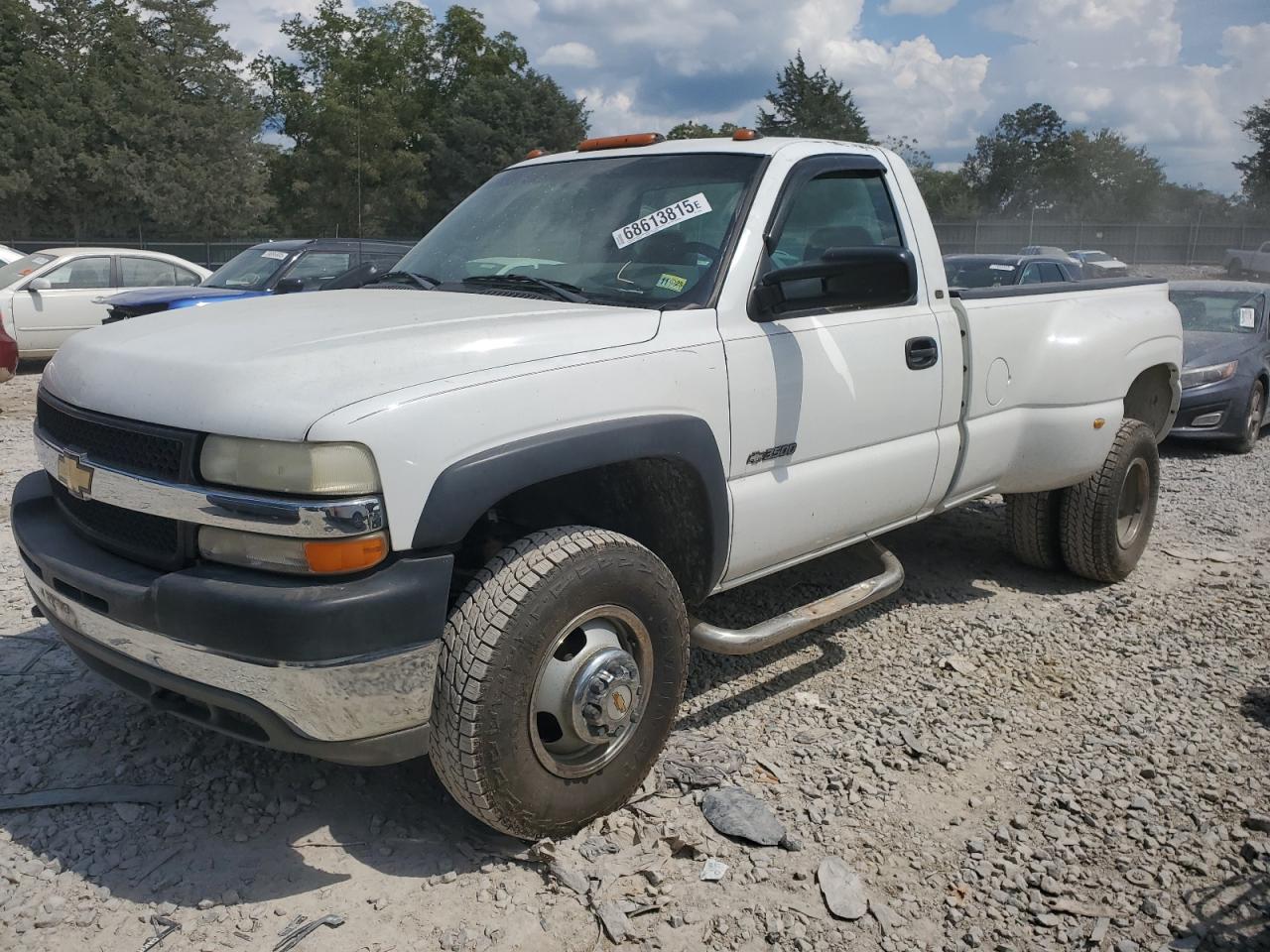 2001 Chevrolet Silverado 3500, VIN 1GCJK34G01F121519 — Rear end