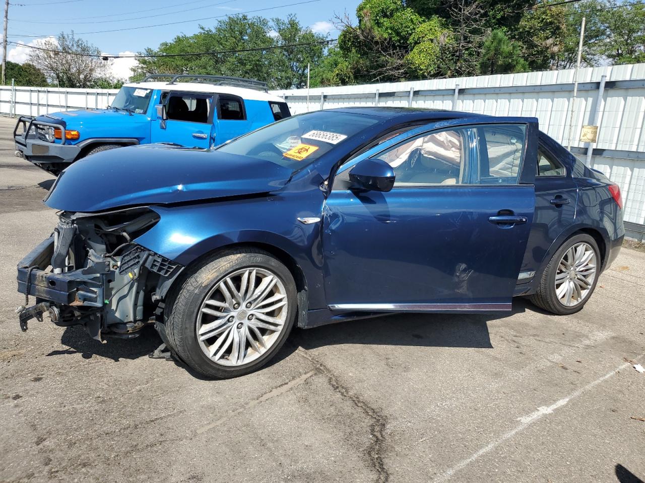 2012 Suzuki Kizashi SLS Sport, VIN JS2RF9A88C6100353 — Front end