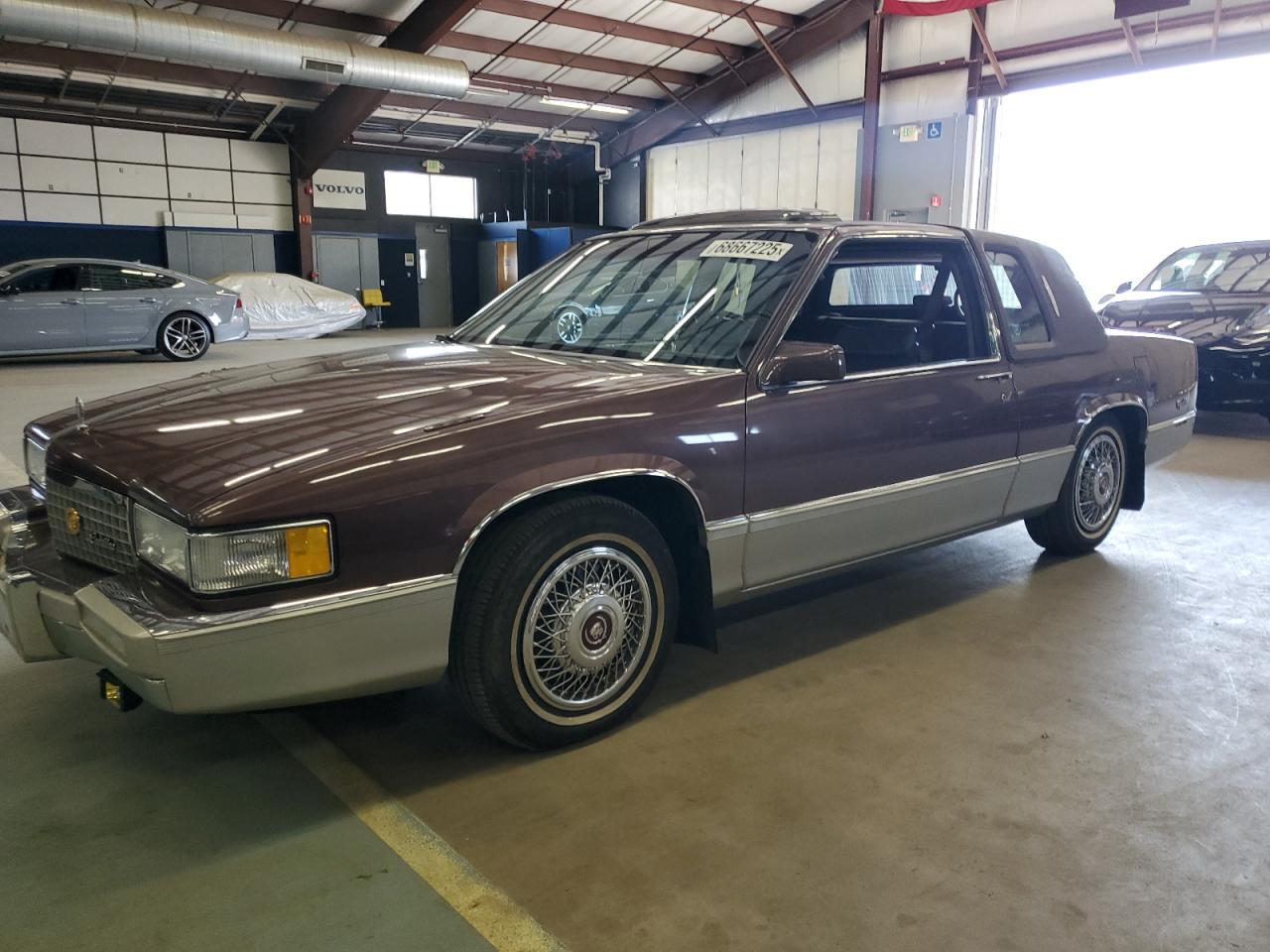1989 Cadillac DeVille, VIN 1G6CD1152K4294484 — Мелкие вмятины и царапины