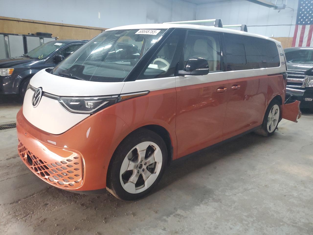2025 Volkswagen ID.Buzz 1st Edition, VIN WVG6YVEB0SH022199 — Rear end