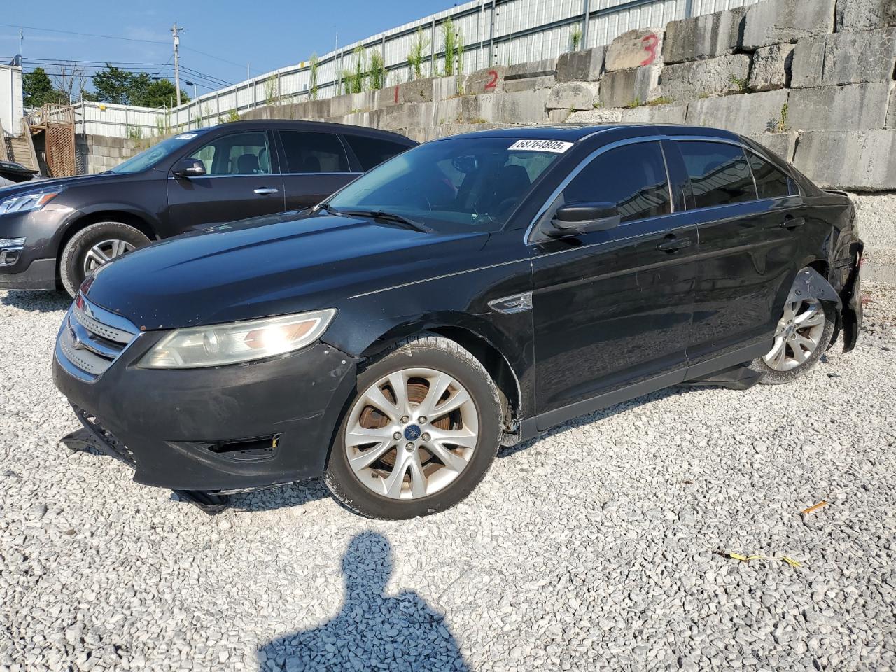 2011 Ford Taurus SEL, VIN 1FAHP2EW5BG102093 — Rear end