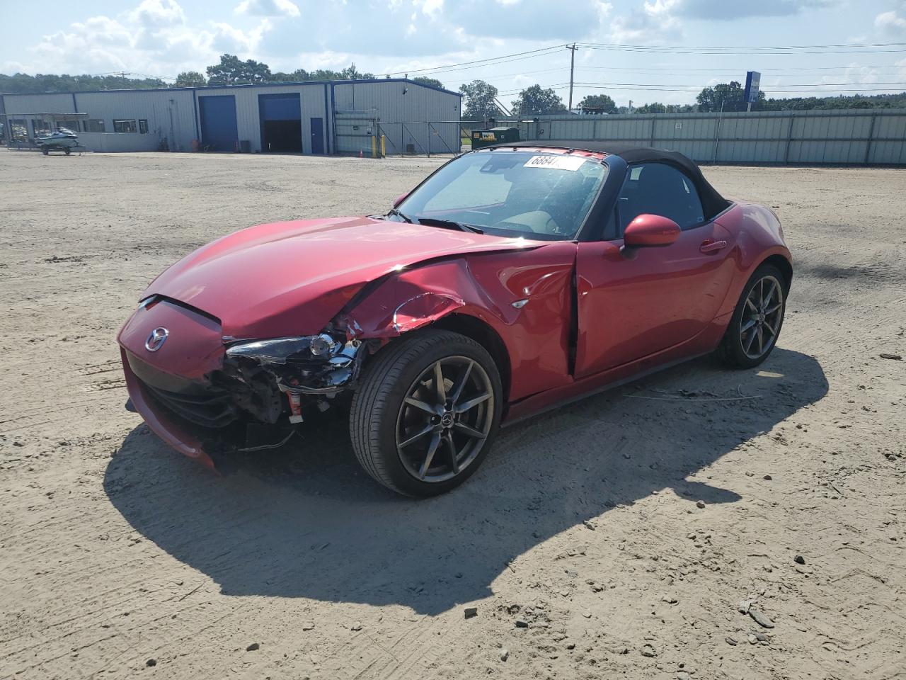 2016 Mazda MX-5 Miata Grand Touring, VIN JM1NDAD7XG0111494 — Front end