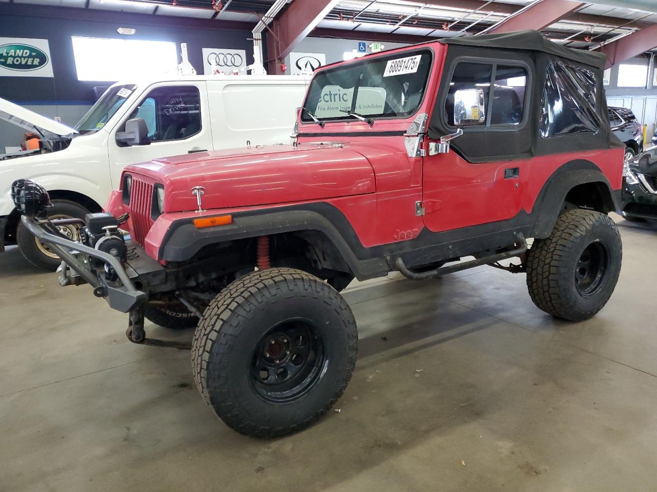 1992 Jeep Wrangler S, VIN 2J4FY19P8NJ518131 — Minor dents and scratches