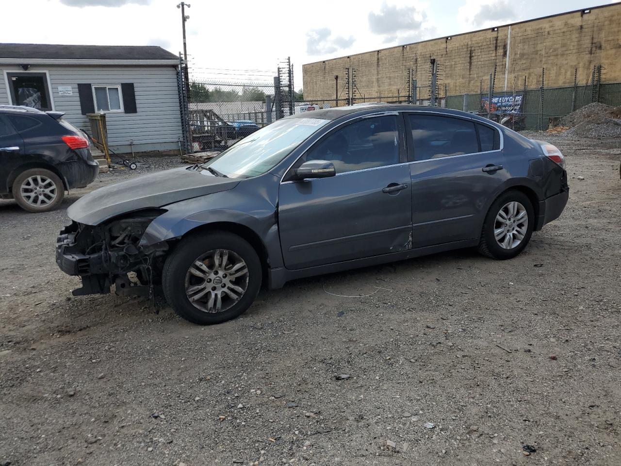 2011 Nissan Altima S, VIN 1N4AL2AP0BN404253 — Front end