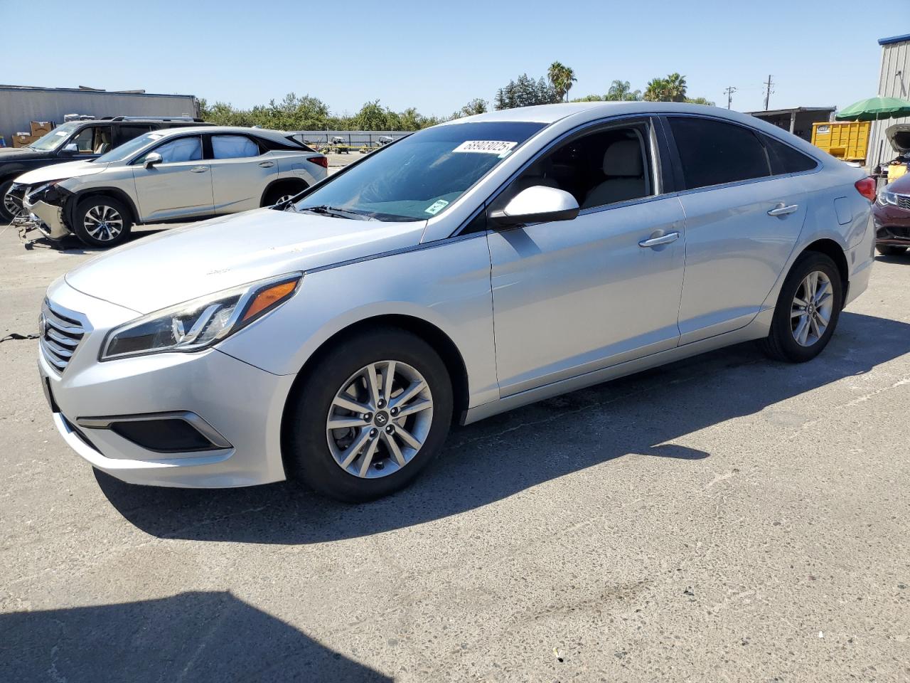 2017 Hyundai Sonata SE, VIN 5NPE24AF2HH541947 — Prior damage history