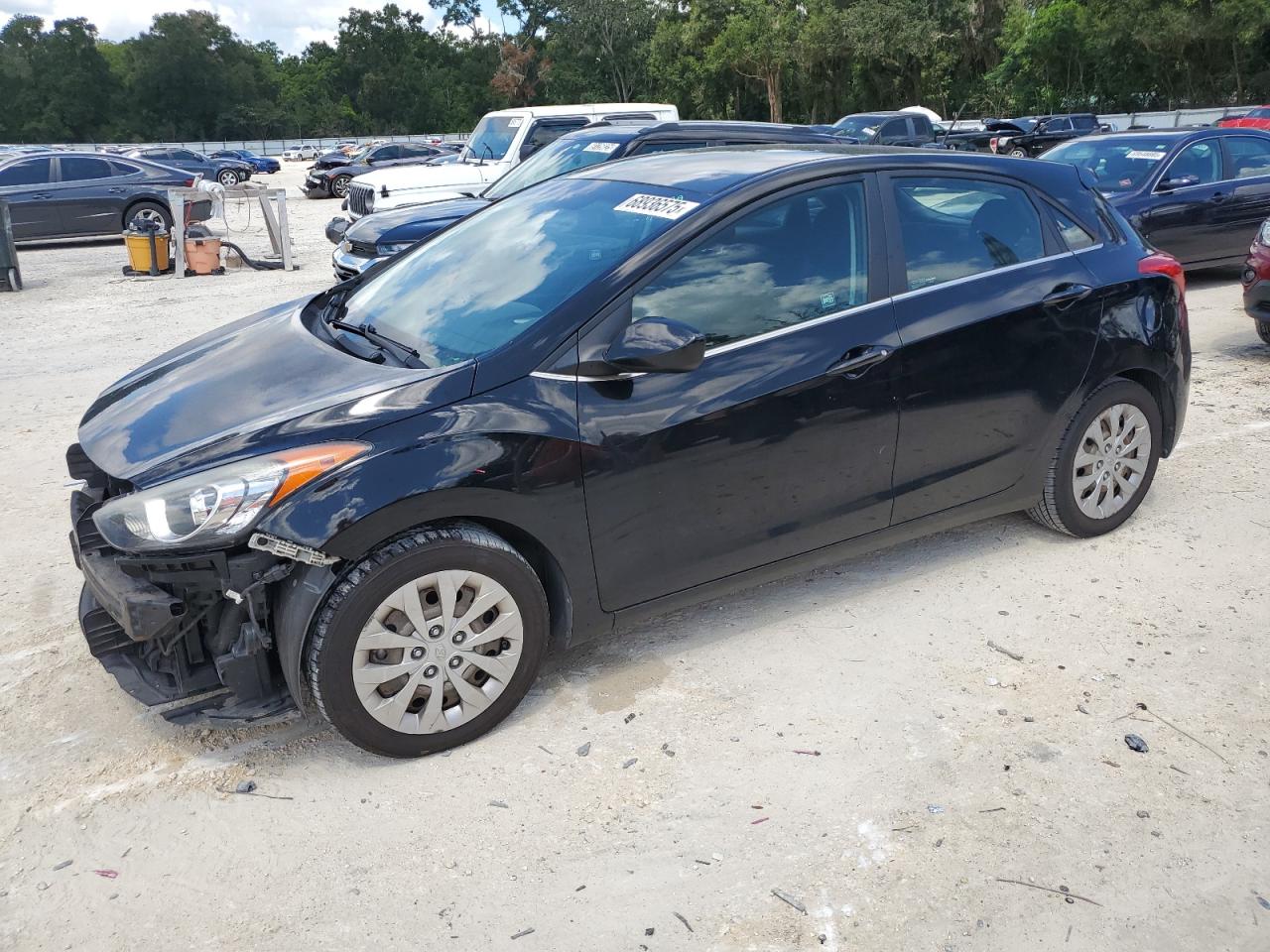 2016 Hyundai Elantra, VIN KMHD35LH6GU326665 — Front end