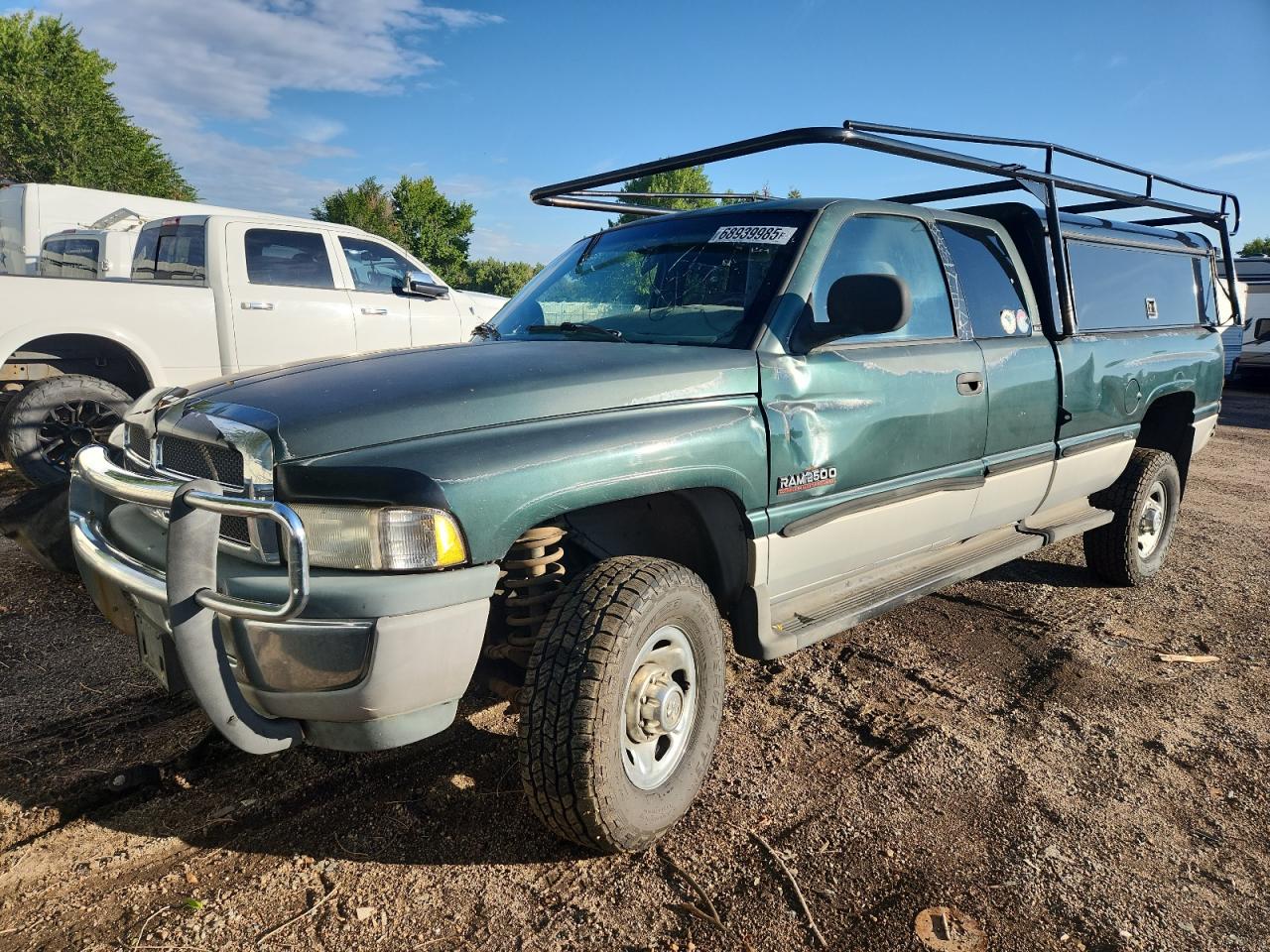 1999 Dodge RAM, VIN 3B7KF2268XG133194 — Front end
