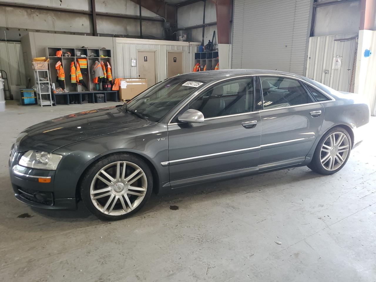 2007 Audi S8, VIN WAUPN44E07N010700 — Water / flood