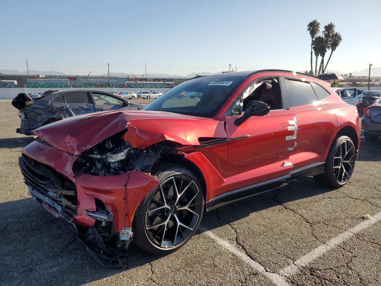 2024 Aston Martin DBX 707, VIN SD7VUJBWXRTV09235 — Front end