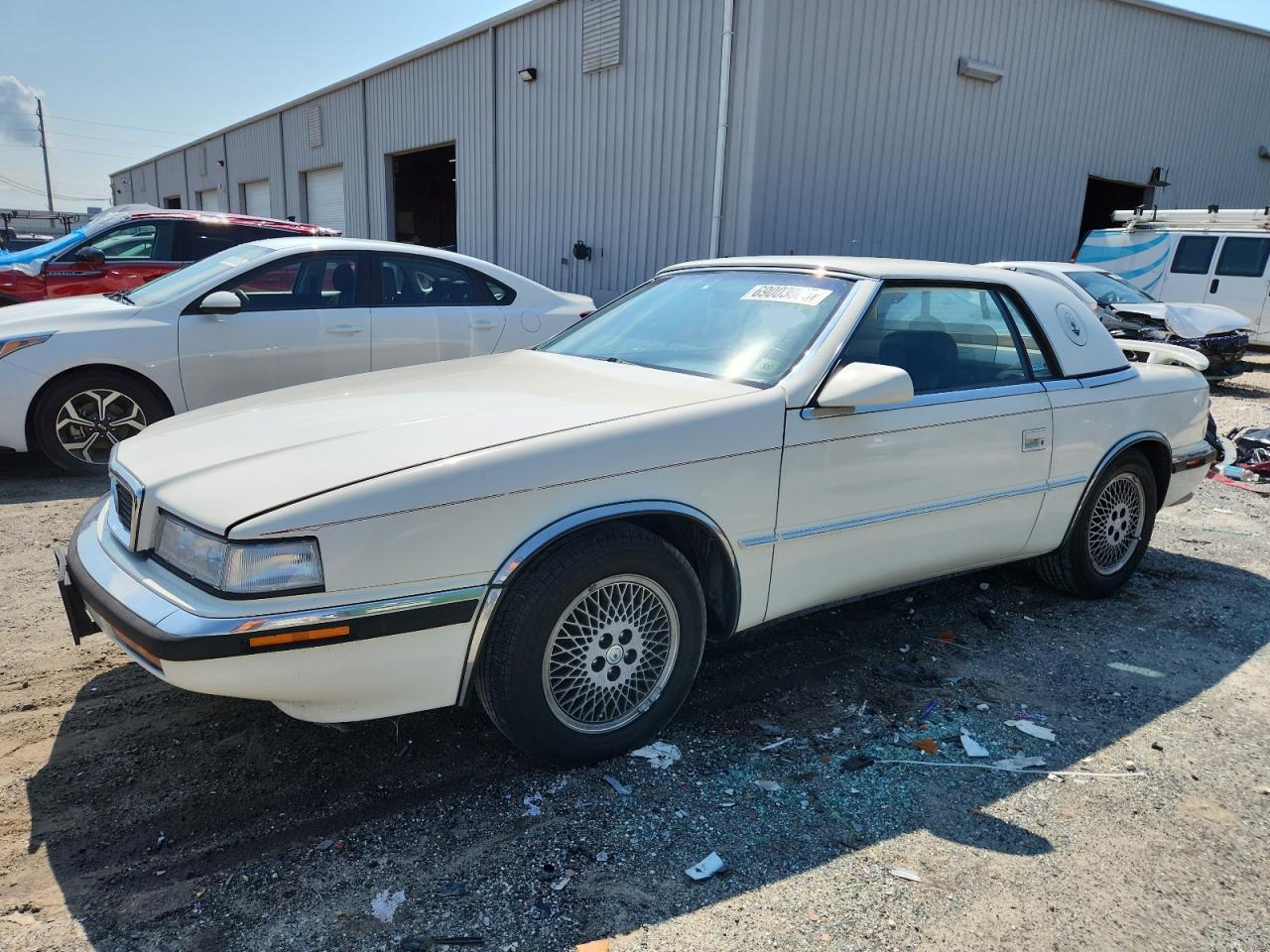 1990 Chrysler TC by Maserati, VIN ZC2FS1204LB205329 — Normal wear