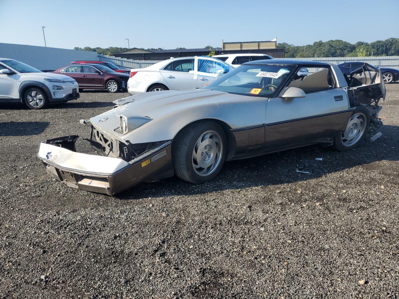 1987 Chevrolet Corvette, VIN 1G1YY2180H5119525 — Rear end