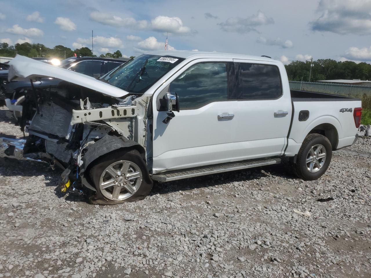 2025 Ford F-150 XLT, VIN 1FTFW3L86SKD53250 — Перед