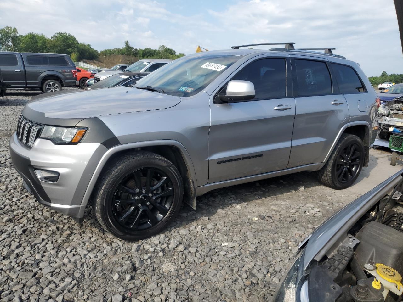2017 Jeep Grand Cherokee 75th Anniversary, VIN 1C4RJFAG6HC886872 — Partial repair