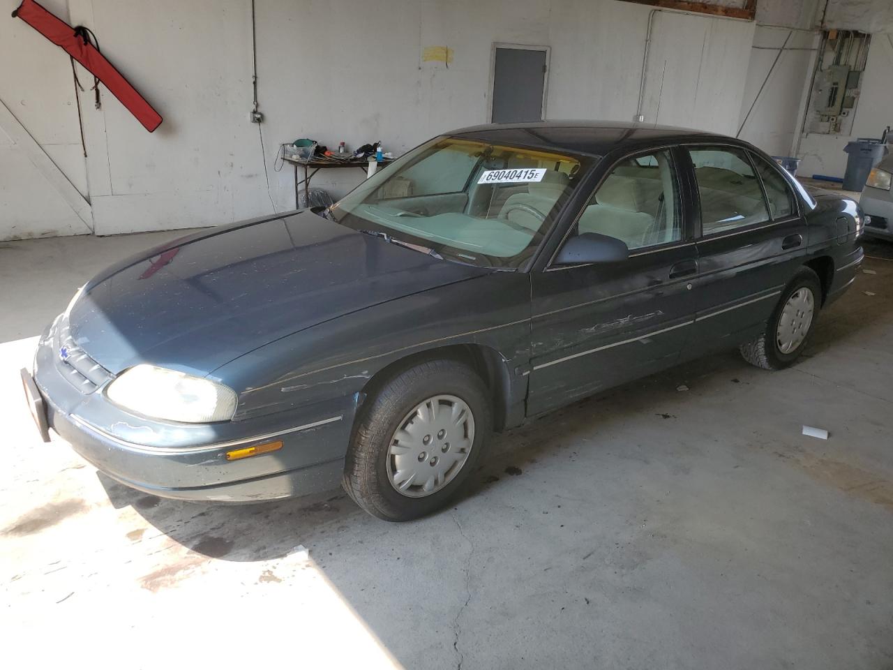 1996 Chevrolet Lumina, VIN 2G1WL52M2T9246775 — Normal wear