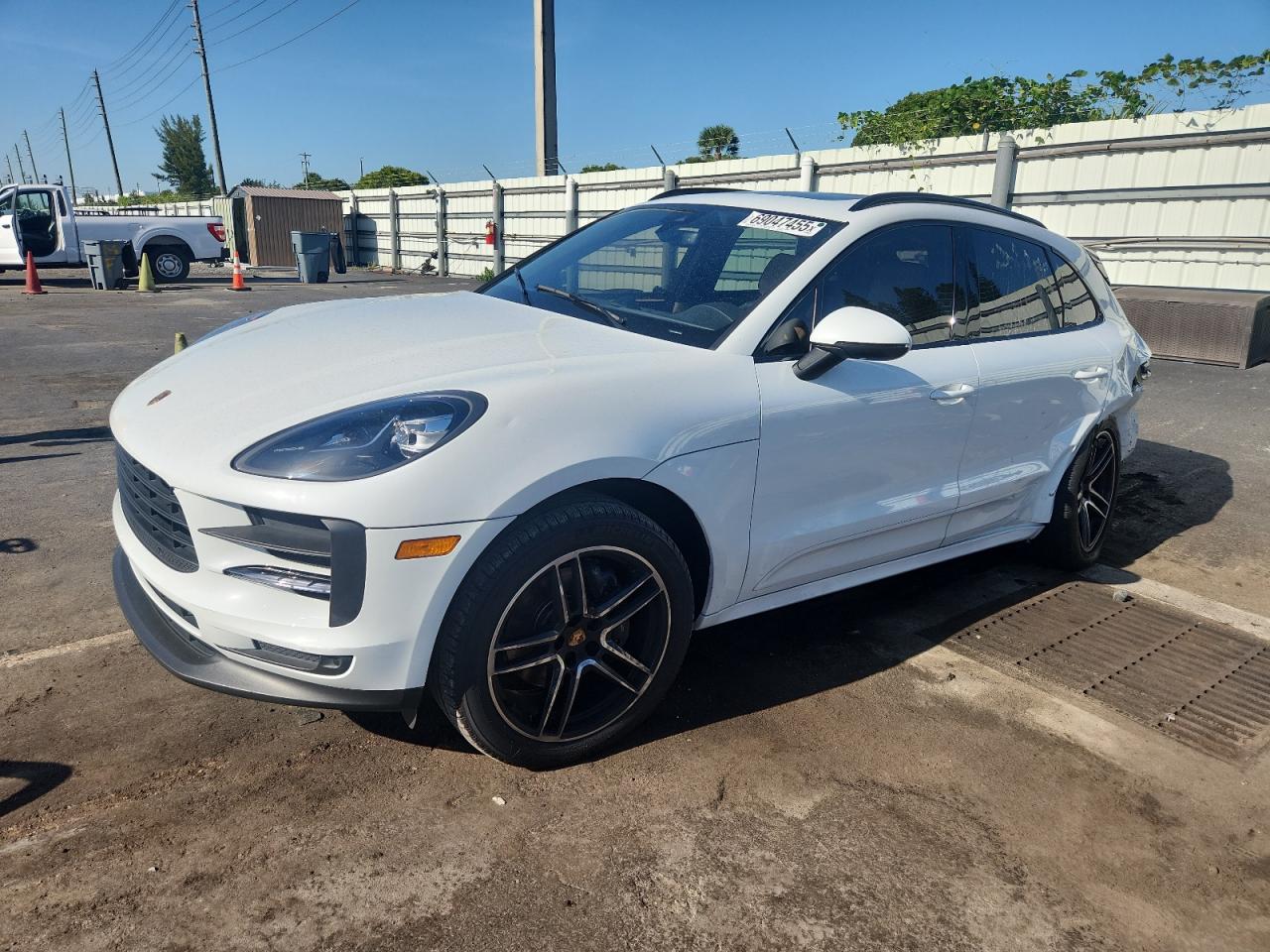 2021 Porsche Macan, VIN WP1AA2A58MLB13561 — Side