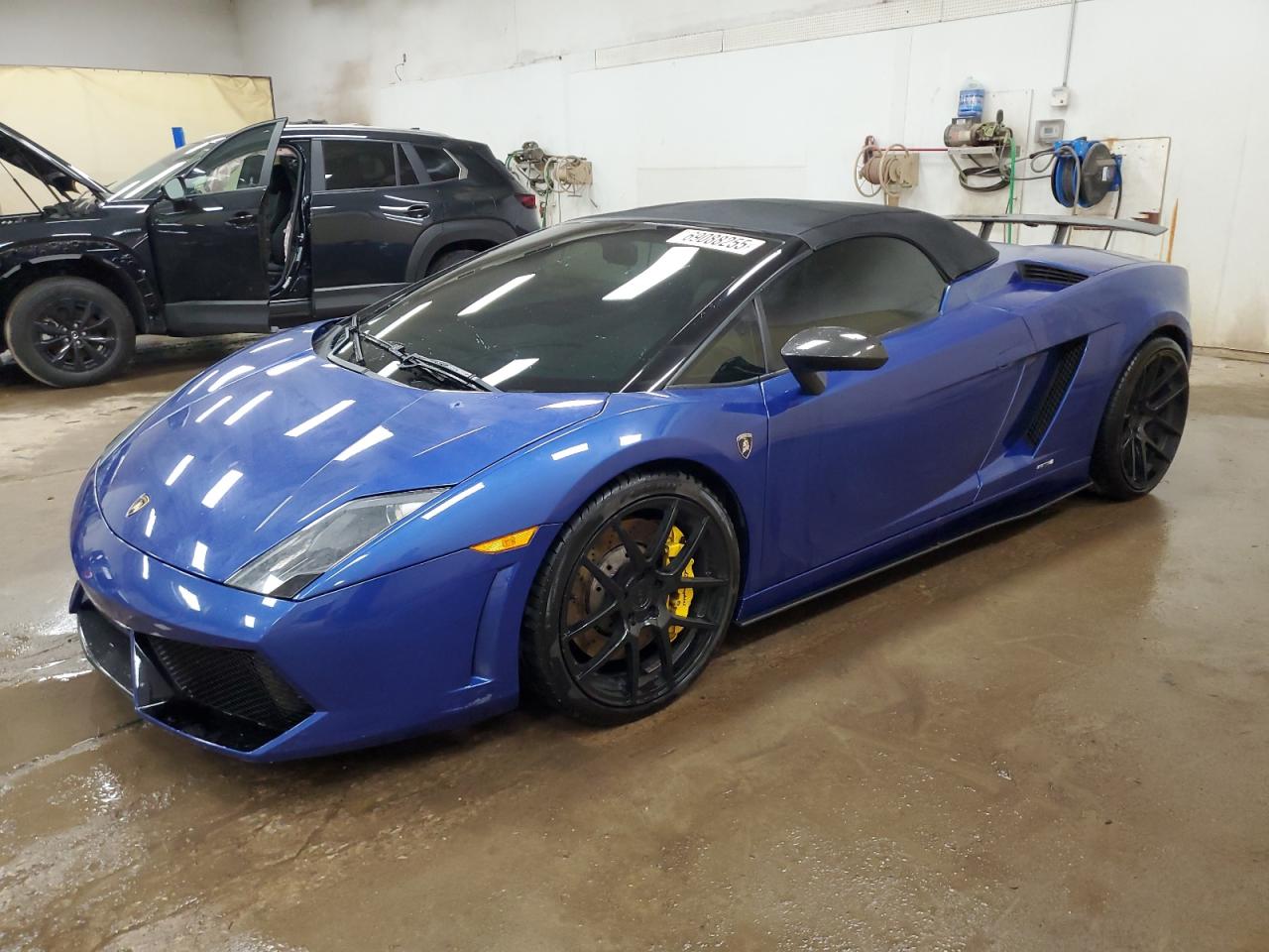 2009 Lamborghini Gallardo, VIN ZHWGU64T89LA08699 — Вода / потоп