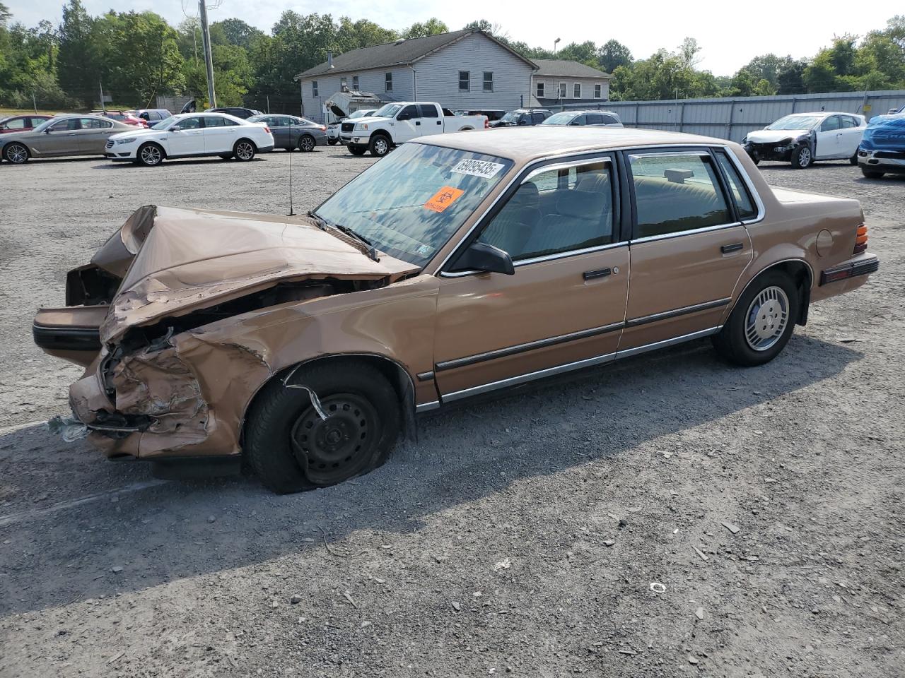 1988 Pontiac 6000, VIN 1G2AF51W9JT238792 — Front end