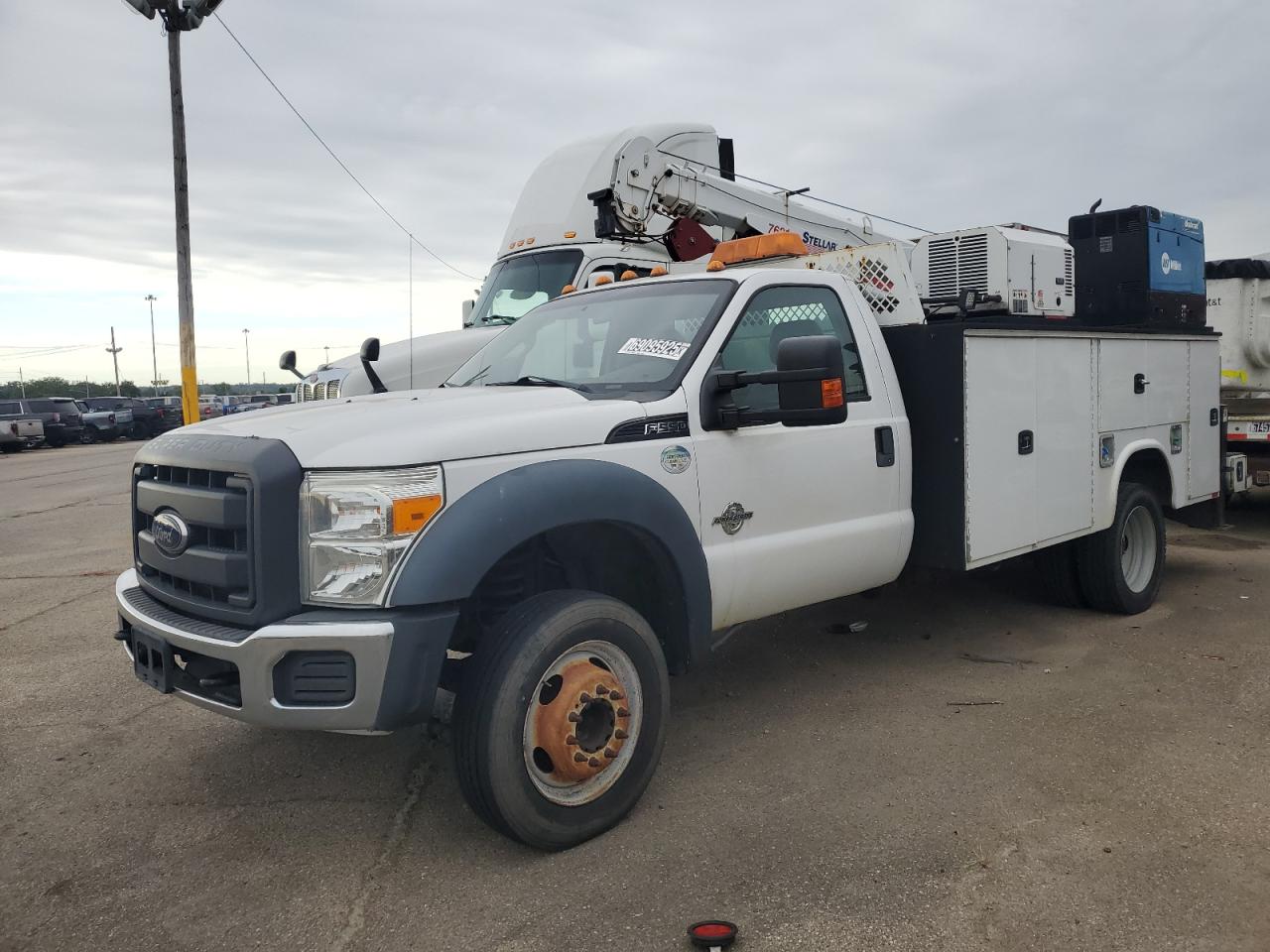 2016 Ford F-550 XL, VIN 1FDUF5GT6GED42011 — Minor dents and scratches