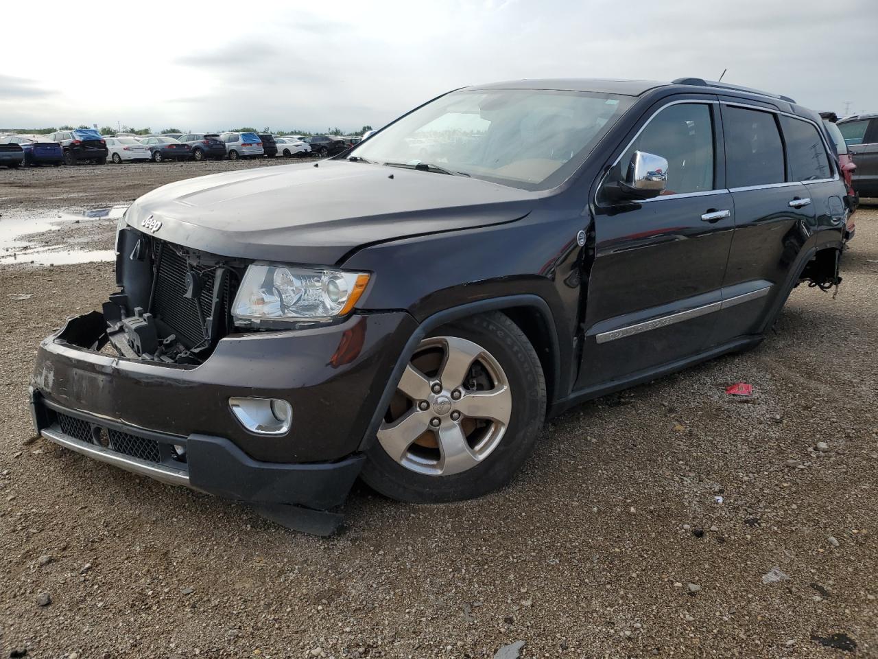2011 Jeep Grand Cherokee Overland, VIN 1J4RR6GT8BC647290 — Front end