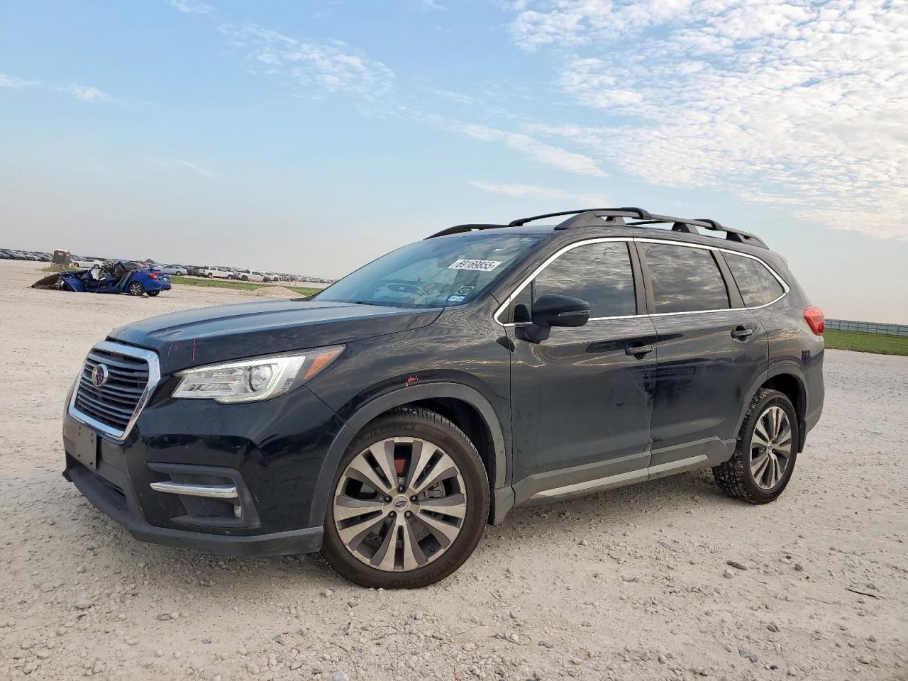 2020 Subaru Ascent Limited, VIN 4S4WMAMD7L3454102 — Фото с аукциона