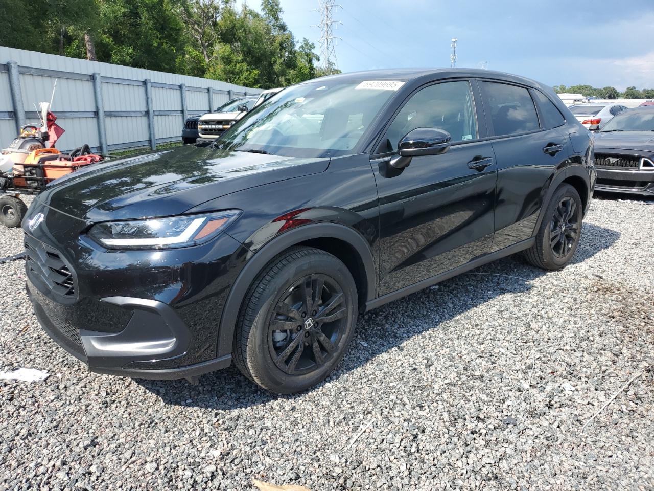 2026 Honda HR-V Sport, VIN 3CZRZ1H59TM705071 — Фото с аукциона 1 of 15