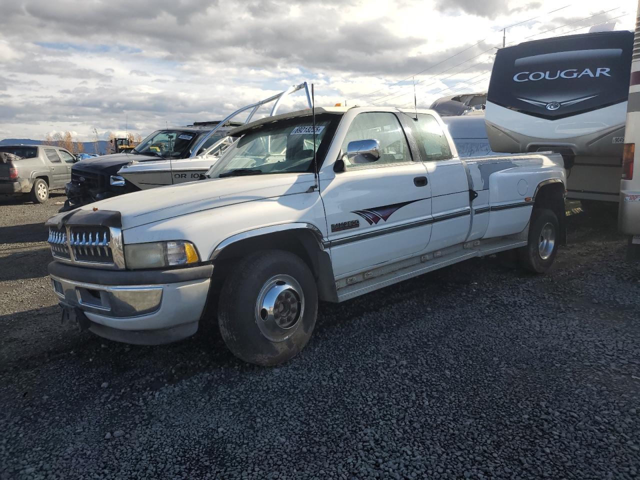 1996 Dodge 3500, VIN 3B7MC33C6TM171093 — Rear end