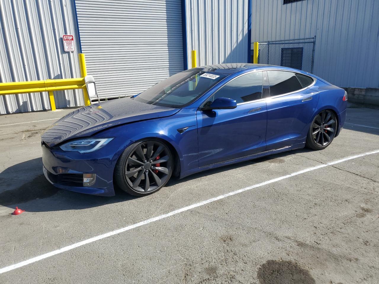 2016 Tesla Model S 90D, VIN 5YJSA1E49GF171459 — Minor dents and scratches