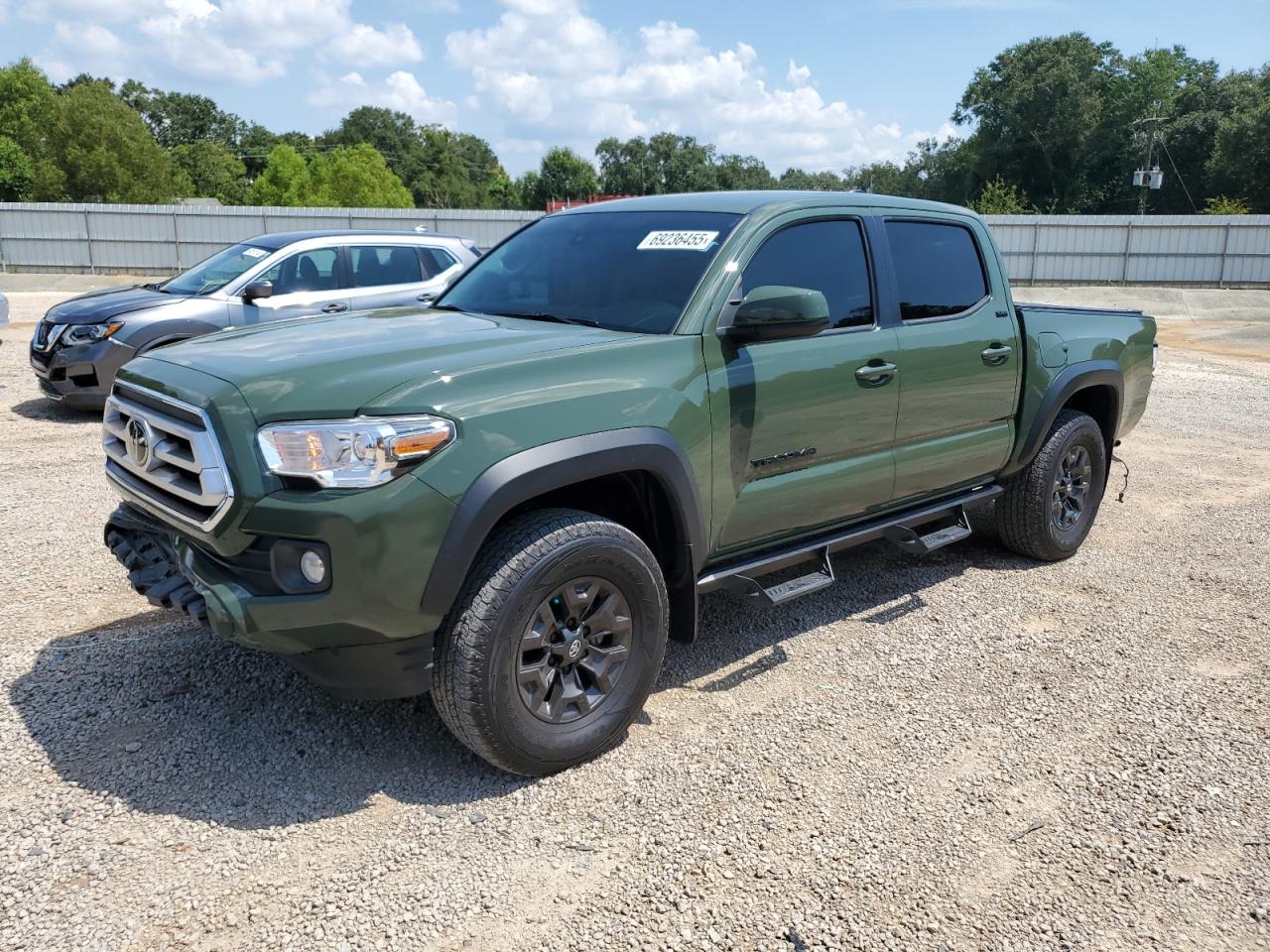 2021 Toyota Tacoma SR, VIN 3TYCZ5AN9MT052888 — Rear end