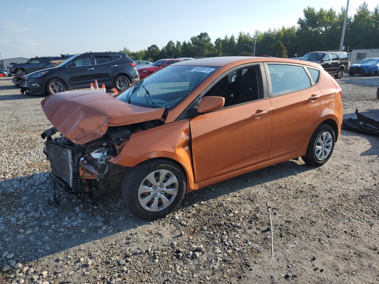 2017 Hyundai Accent SE, VIN KMHCT5AE7HU325370 — Front end