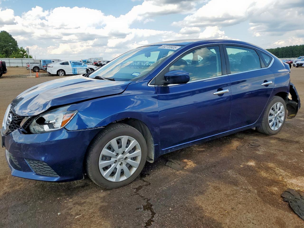 2017 Nissan Sentra SR, VIN 3N1AB7AP5HY409182 — Rear end