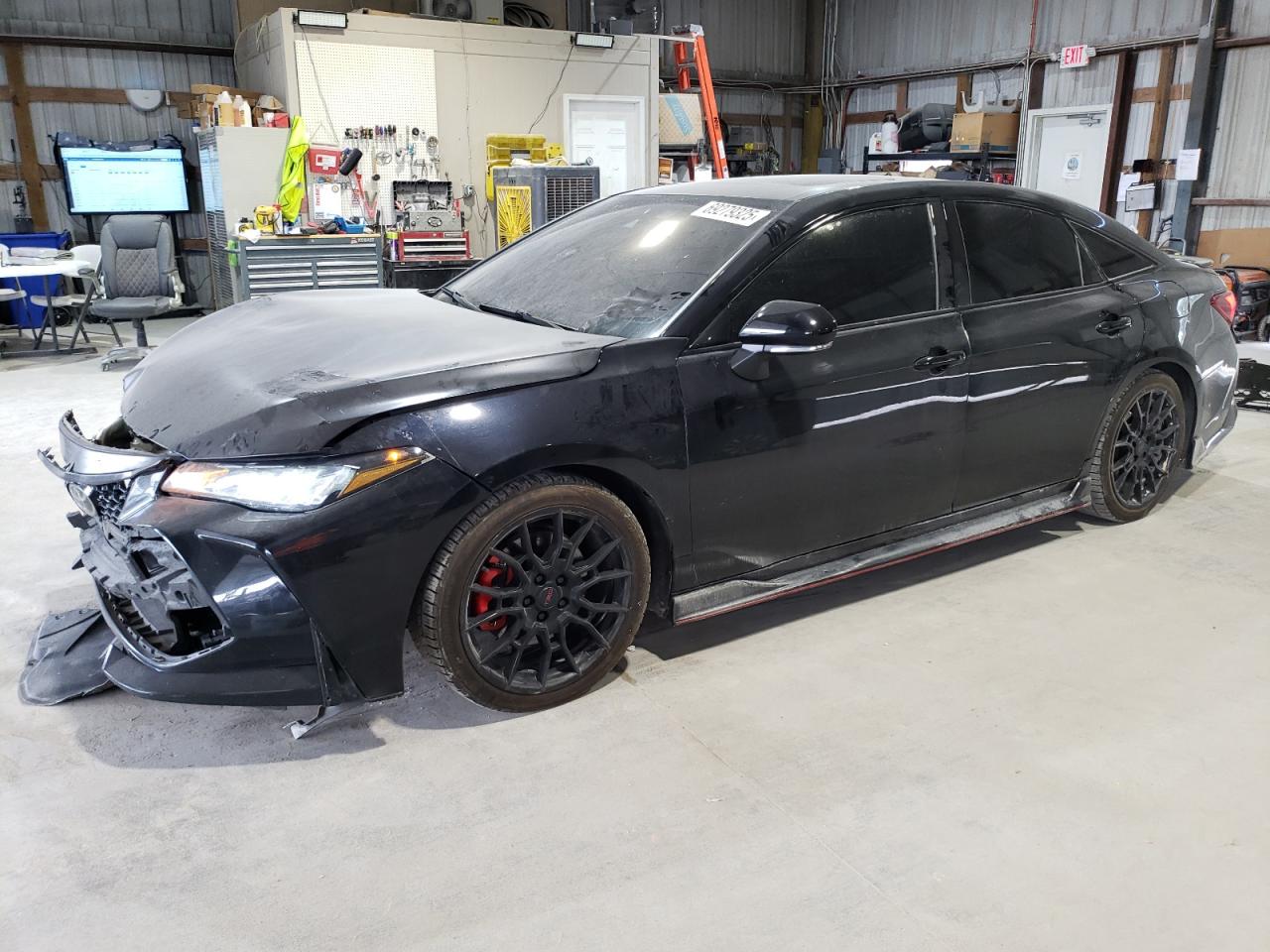 2020 Toyota Avalon XSE, VIN 4T1FZ1FB5LU053428 — Front end