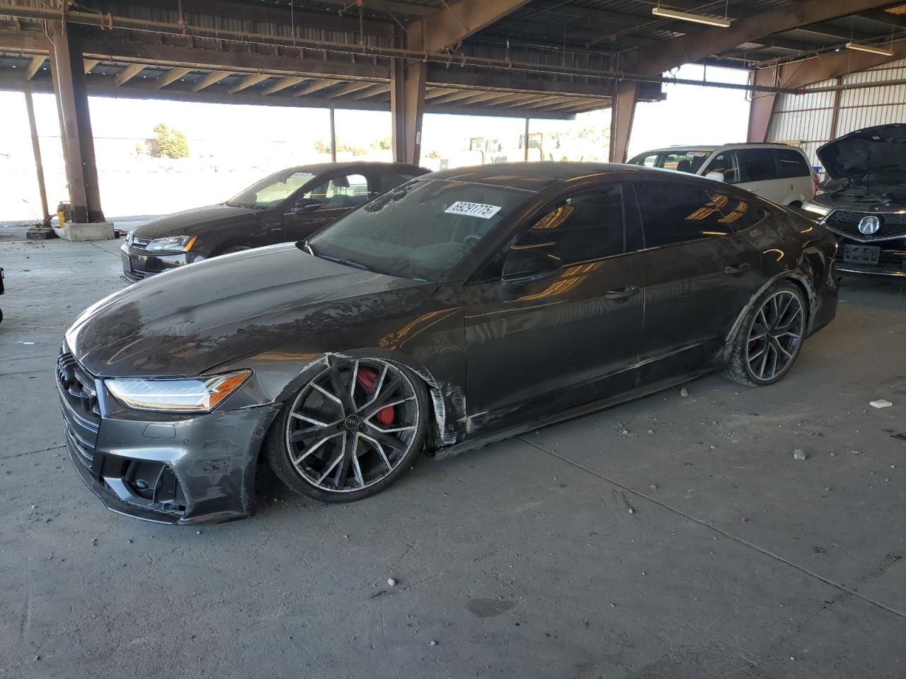 2022 Audi S7 Prestige, VIN WAUSFBF2XNN067210 — Side