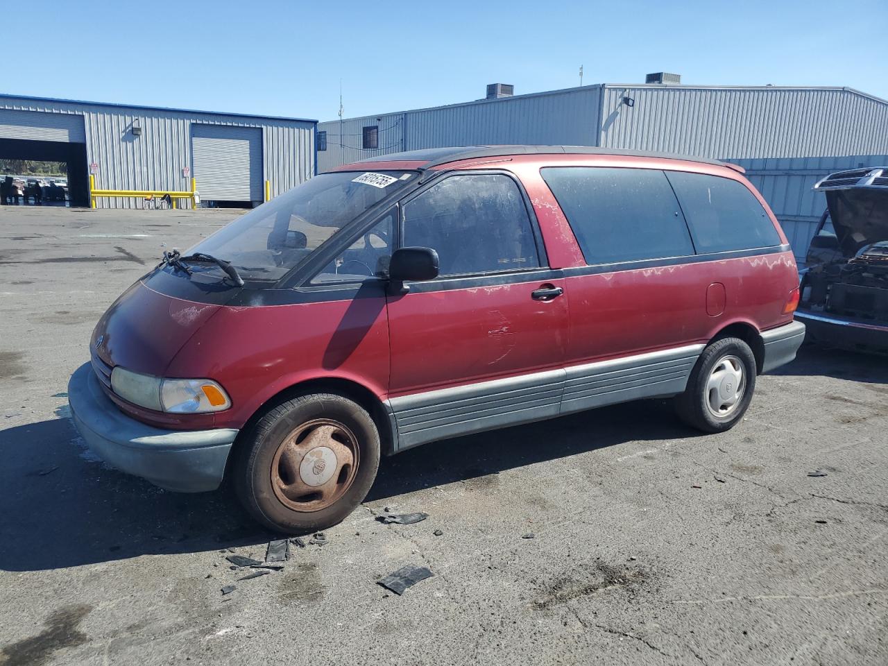 1993 Toyota Previa LE, VIN JT3AC12R2P1088314 — Minor dents and scratches