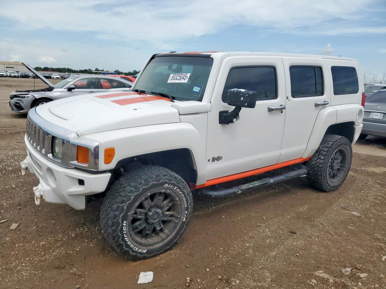 2006 Hummer H3, VIN 5GTDN136668164915 — Бок