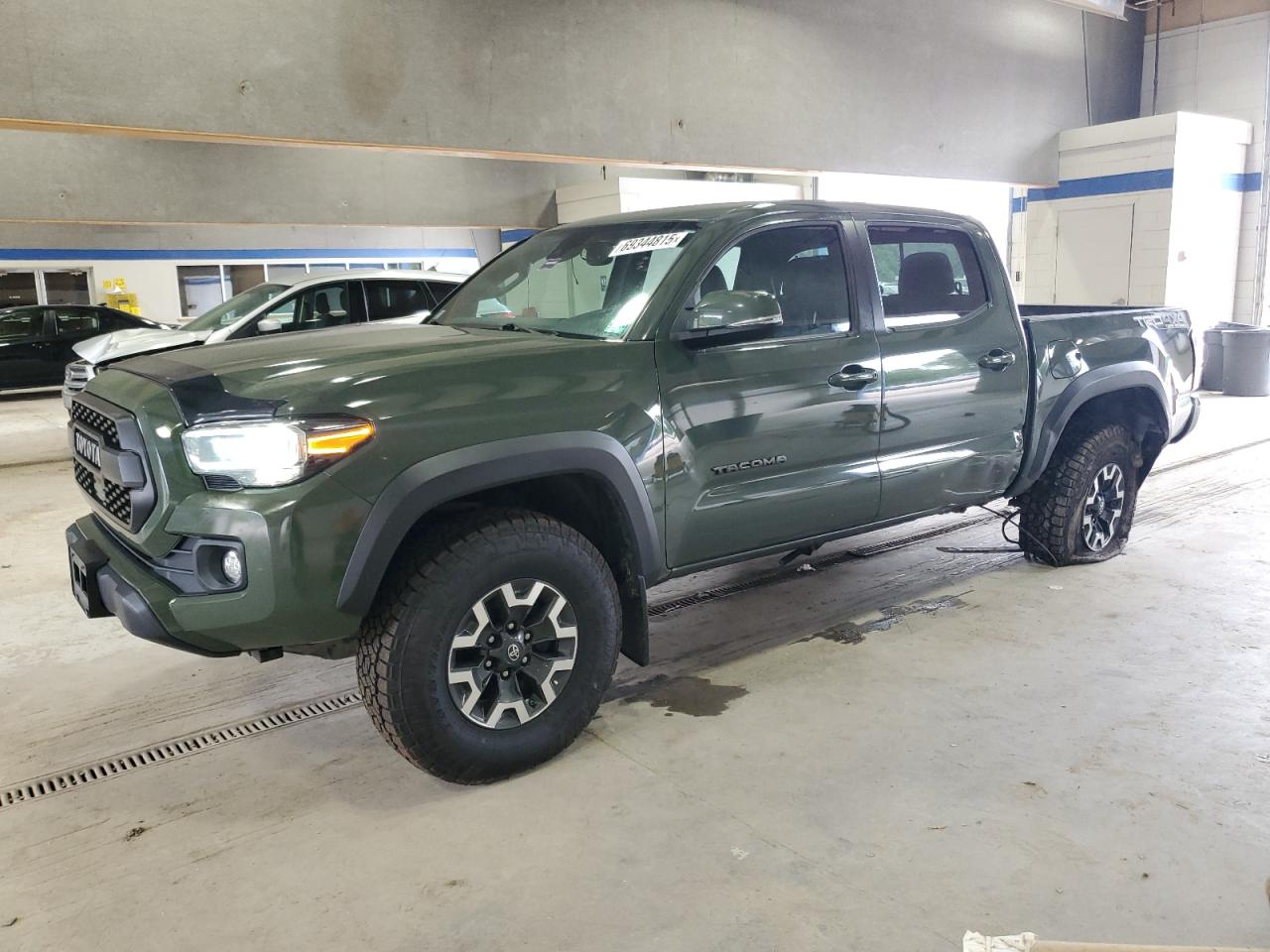 2021 Toyota Tacoma SR, VIN 3TMCZ5AN7MM390639 — Undercarriage