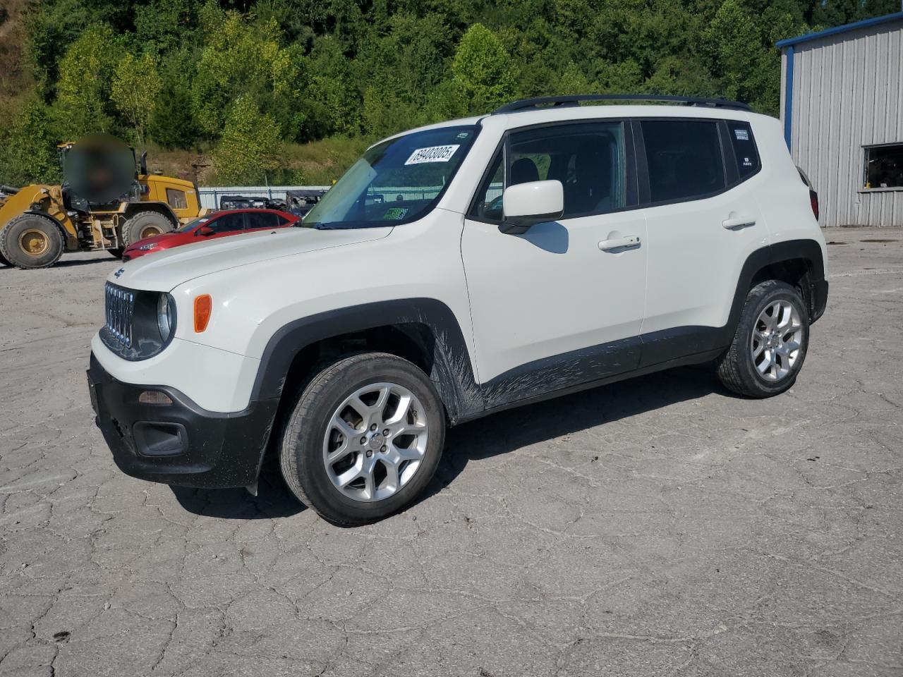 2017 Jeep Renegade Latitude, VIN ZACCJBBBXHPG56586 — Minor dents and scratches