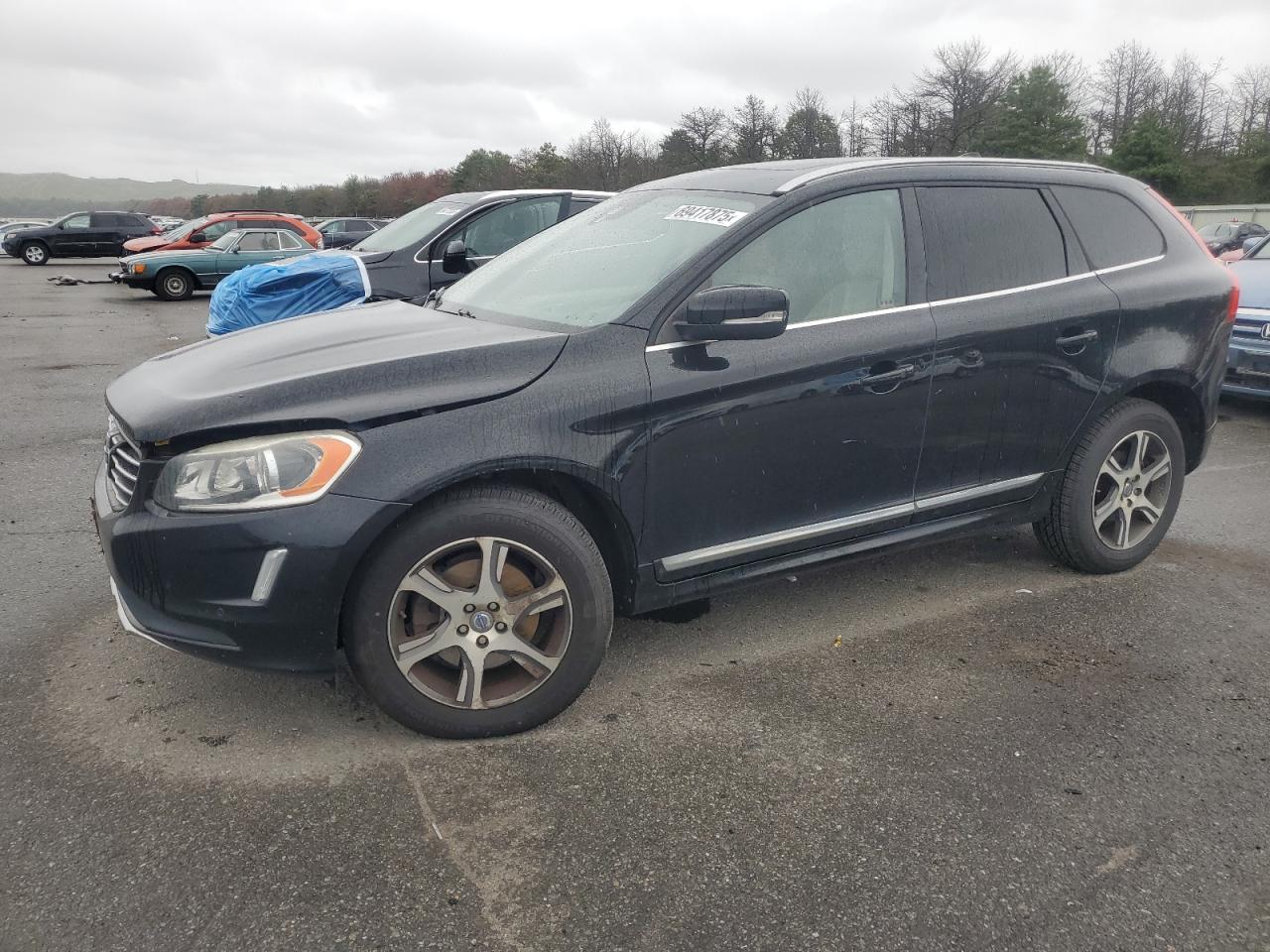 2014 Volvo XC60 R-Design Premier Plus, VIN YV4902DZ5E2550072 — Minor dents and scratches