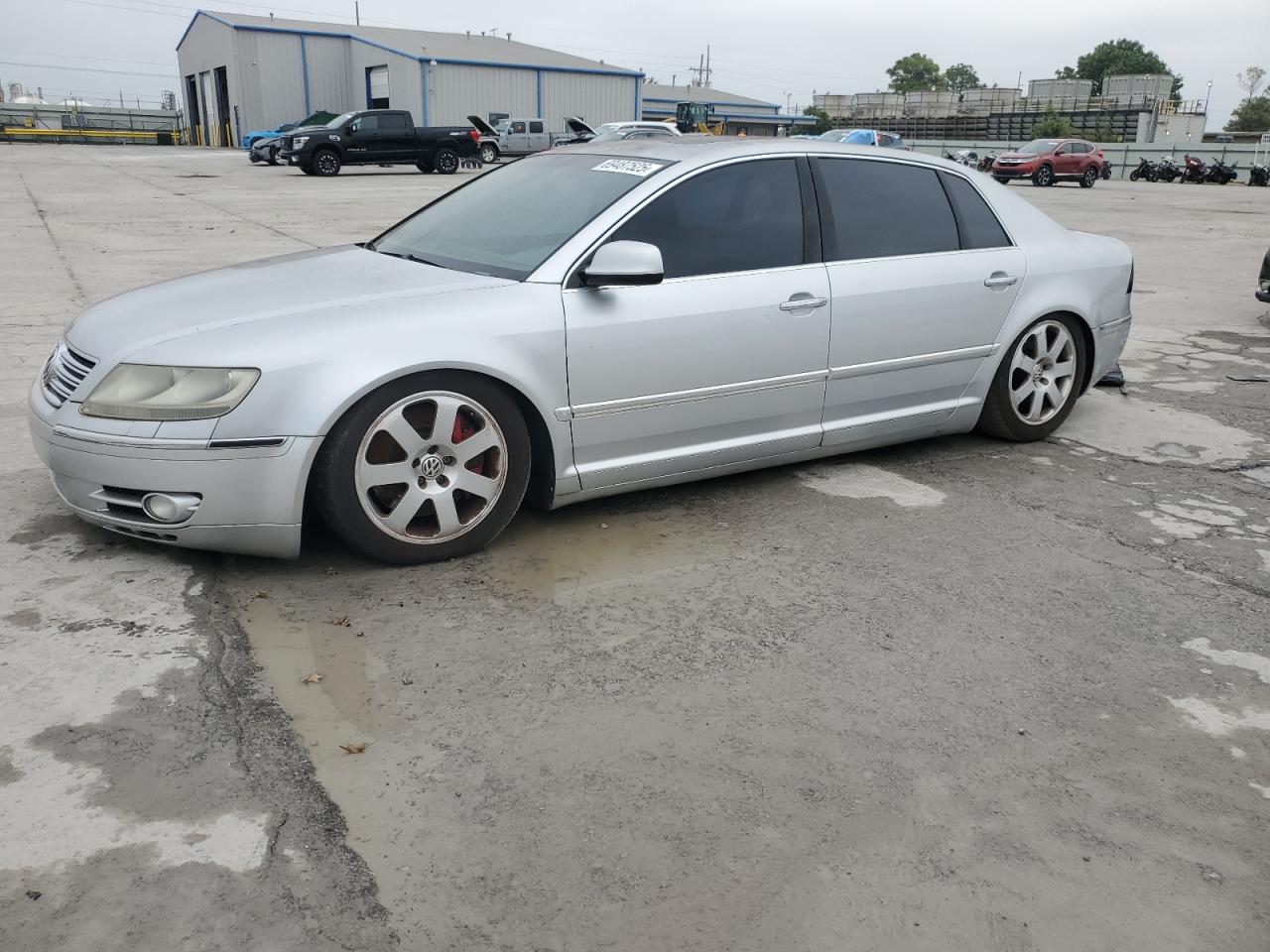 2004 Volkswagen Phaeton V8, VIN WVWAF63D148007986 — Water / flood
