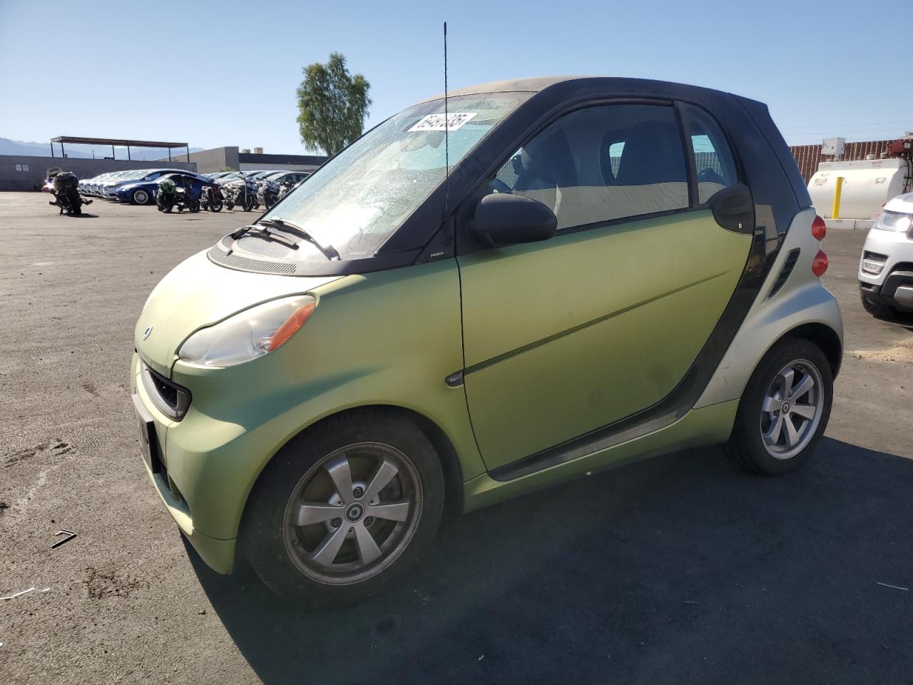 2012 Smart fortwo Pure, VIN WMEEJ3BA8CK532228 — Minor dents and scratches