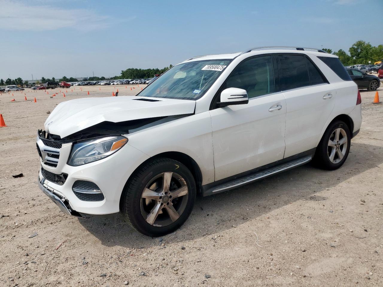 2016 Mercedes-Benz GLE 350, VIN 4JGDA5JB8GA692407 — Front end