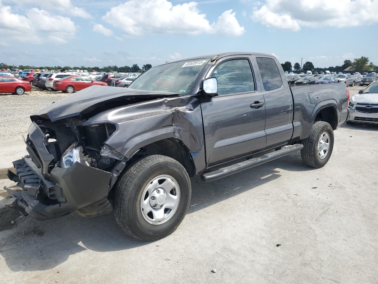 2021 Toyota Tacoma SR, VIN 3TYRX5GN5MT025890 — Front end
