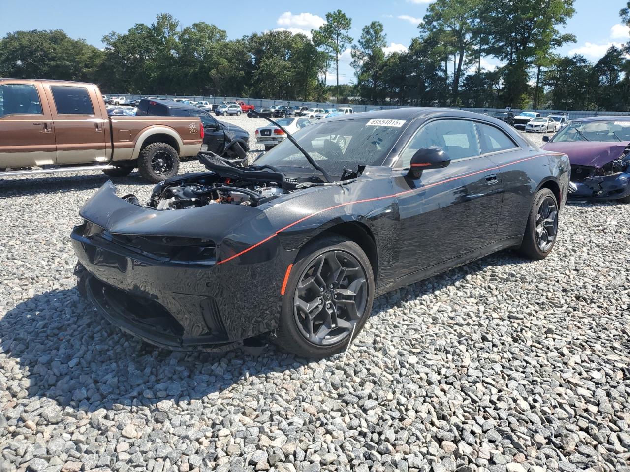2025 Dodge Charger R/T, VIN 2C3CDBCK9SR543371 — Front end